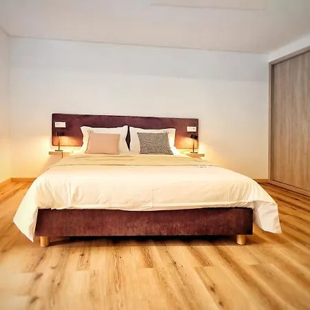 Qg Quinta De Grovelas 4*